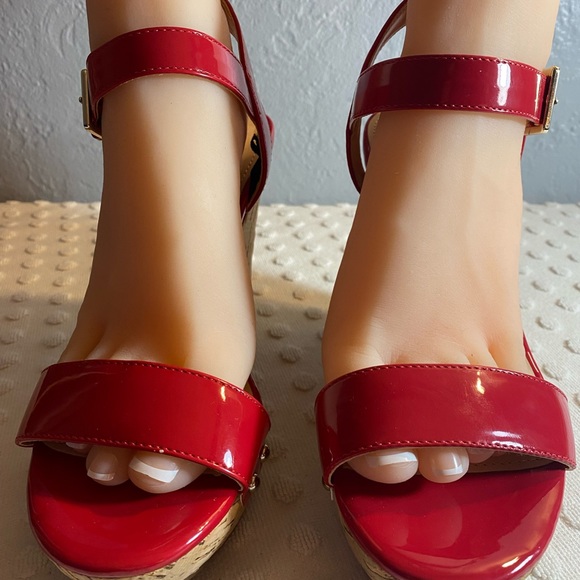 NINE WEST Red Patent Leather Cork Wedge - Picture 2 of 16